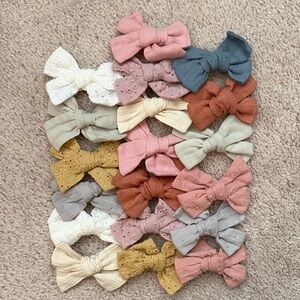 Charming Kids Bow Hair Clips Set - Pink, Blue, and More
